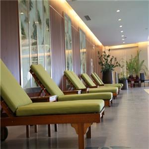 泳池沙滩椅躺椅 广东阳江阳光马德里花园