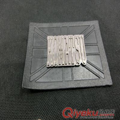 专业定做中高档服装吊牌 牛皮吊牌定制 牛仔标牌 纱布金粉挂牌