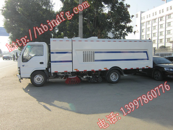 JDF5080TXCDFA4型吸尘车|扫路车|道路清扫车|扫路车厂家