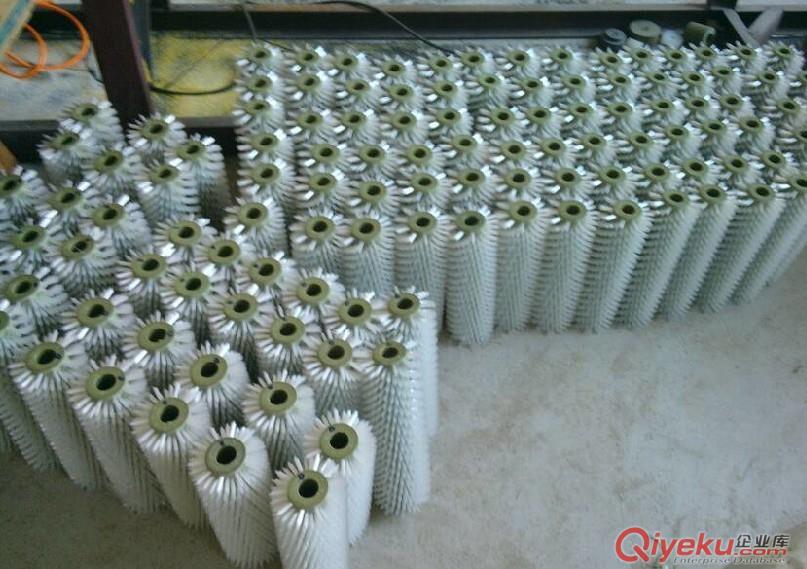 山東江蘇河南工業用毛刷尼龍刷輥 -河北毛刷輥-河北省新河紅星膠輥毛刷原始圖片2
