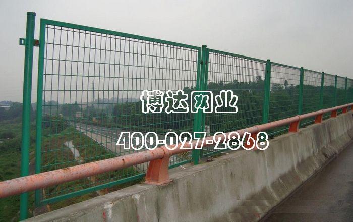 湖北武漢橋梁護(hù)欄網(wǎng)/湖北橋梁圍欄網(wǎng)/鋼絲網(wǎng)護(hù)欄/武漢有現(xiàn)貨原始圖片2