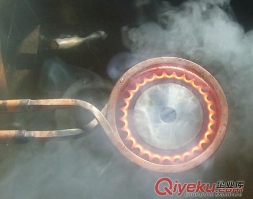 變速箱齒輪，花鍵軸熱處理淬火機原始圖片3