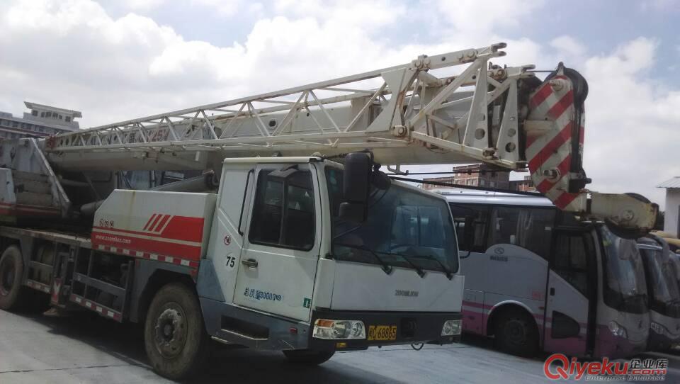出售2011年中聯(lián)重科25VF吊車