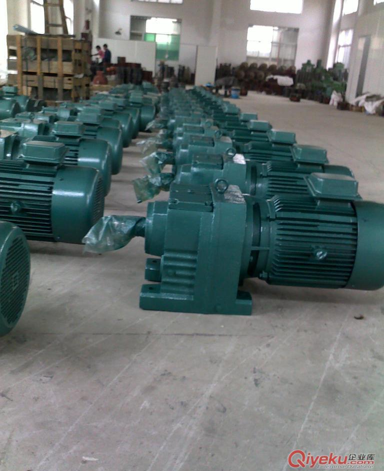 輸出輥道用DSZR97-54/YPG160M-4 減速機，齒輪減速機