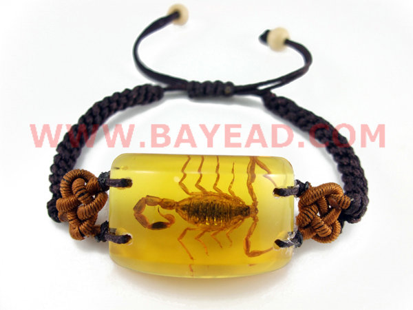 昆蟲琥珀手鏈，彩色手鏈，水晶手鏈，鮮花手鏈，旅游飾品，創意禮品，熱銷飾品，貝雅琥珀飾品
