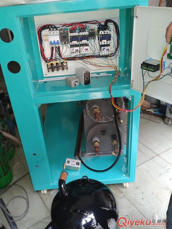 高防腐冷水機(jī)  循環(huán)水冷卻機(jī)   低溫冷水機(jī)原始圖片2