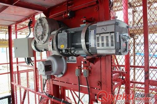 單電機施工升降機原始圖片2