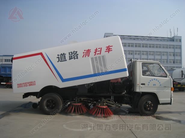 供應(yīng)JX1060TG23生產(chǎn)掃路車(chē)的公司有哪些的廠家