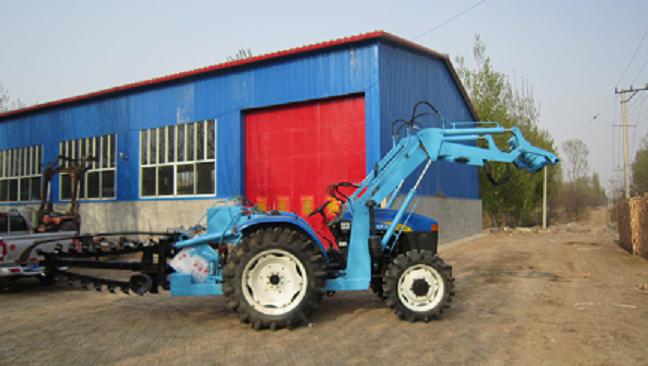 小型開(kāi)溝機(jī) 30馬力開(kāi)溝機(jī) 農(nóng)田用開(kāi)溝機(jī) 45000/臺(tái)