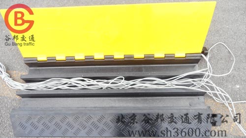 橡膠線槽板  橡膠過線條原始圖片2