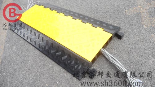 道路穿線板   北京展會(huì)穿線板原始圖片2