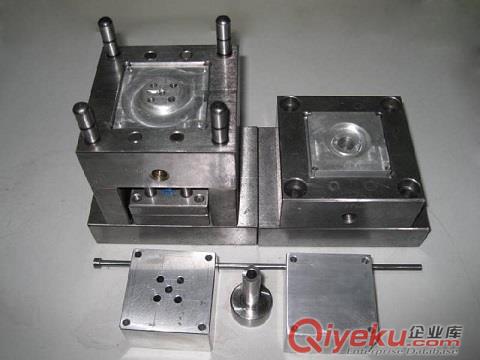 注塑模具