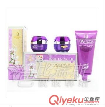 供應女人花菁純美白世家系列，女人花六合一套裝不易反彈不易過敏