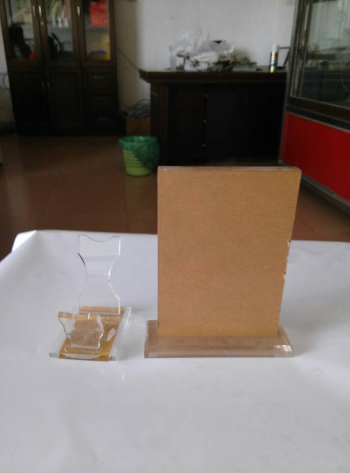 有機(jī)玻璃工藝品