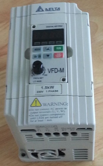 武漢現(xiàn)貨VFD015M21A臺(tái)達(dá)變頻器,臺(tái)達(dá)VFD-M 1.5KW單相220V