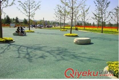 廠家專業施工彩色混凝土透水地坪公園小區地面鋪裝原始圖片3