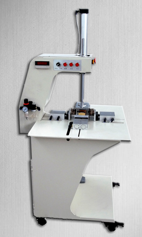 供應東莞中連機械YP-400壓泡機
