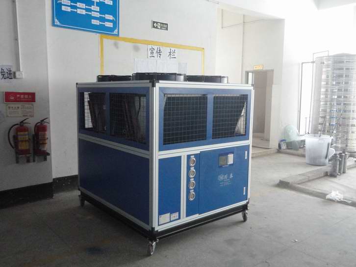 低溫循環(huán)冰水機 原始圖片3