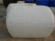 供应卧式水箱塑料LT-2000L