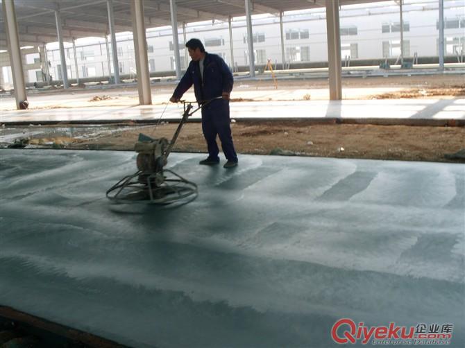臨沂質(zhì)量好價(jià)格低的金剛砂彩色耐磨地坪哪里有