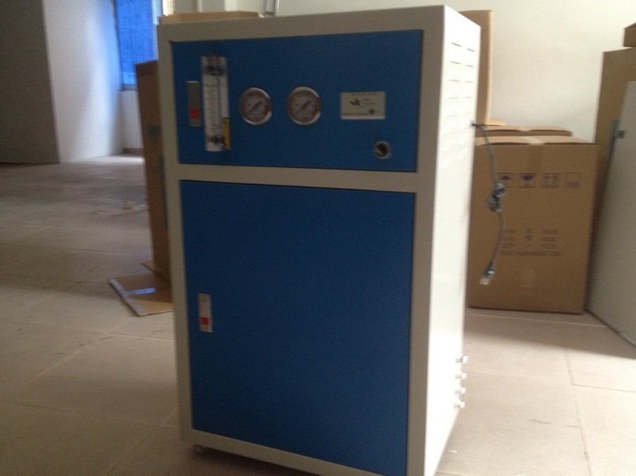 800g箱式純水機廠家