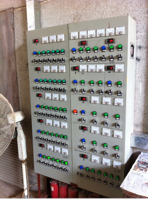 電控箱