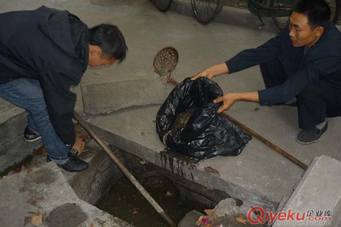 廣州市白云區(qū)維修房屋安裝管道補(bǔ)漏工程13726833950廁所疏通服務(wù)原始圖片3
