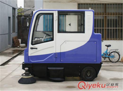 {gx}雄韜電動(dòng)掃地車XT-SD1850FB原始圖片2