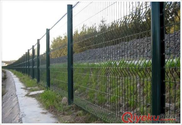 公路護(hù)欄網(wǎng)，公路鐵絲護(hù)欄網(wǎng)