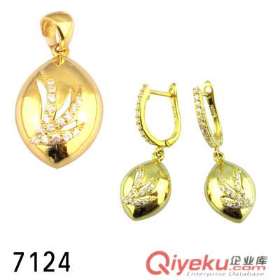 925銀時(shí)尚套裝/14K金電鍍/新款套裝批發(fā)