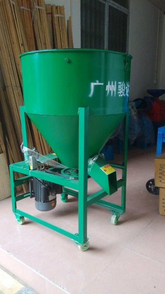 供應(yīng)220v家用小型干濕飼料攪拌機(jī)