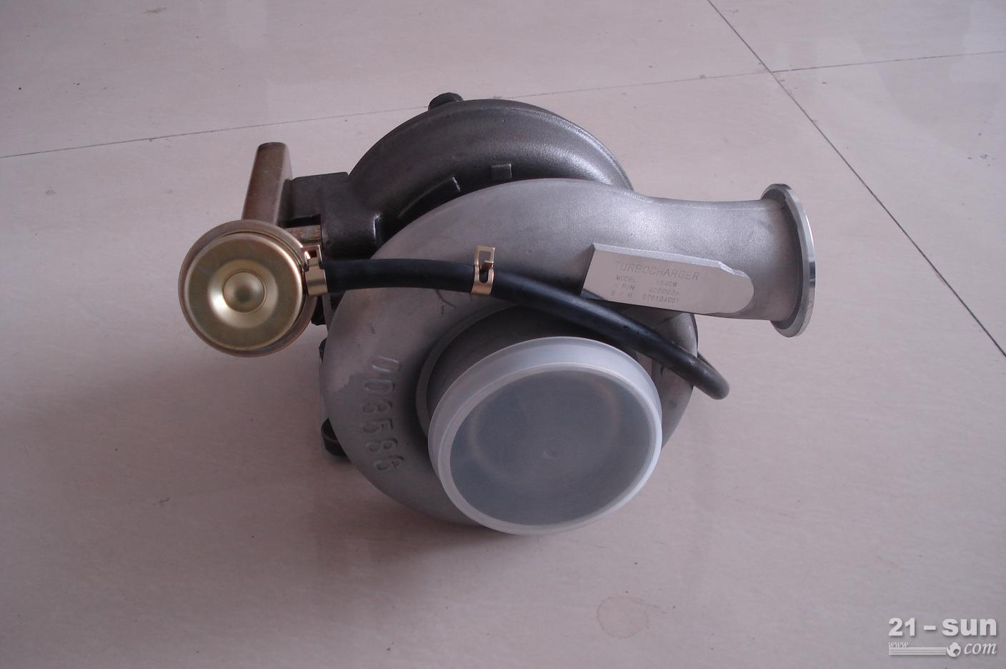 小松PC400-5挖掘機渦輪增壓器，挖掘機渦輪增壓器，現(xiàn)貨，廠家，價格，電話原始圖片3