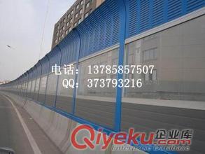 公路耐力板聲屏障多少錢每米？日發(fā)聲屏障廠家報價