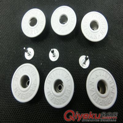 供應(yīng)螺絲工字鈕 gd四合扣紐扣 質(zhì)量有保證 設(shè)計(jì)新穎