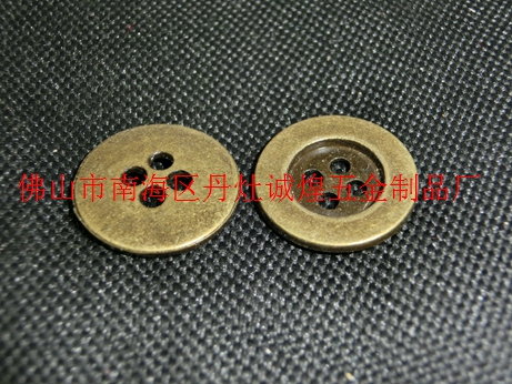 供應鈕扣-合金四眼穿線扣|四孔手縫鈕原始圖片3