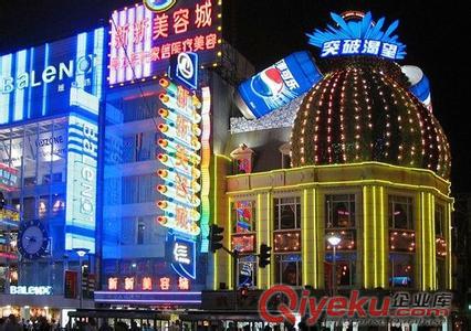 松崗戶外亮化工程 高清噴繪寫真、有機(jī)工藝制品、門店裝修、設(shè)計(jì)原始圖片3
