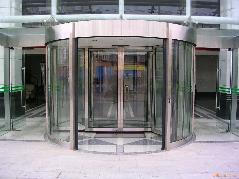 長春型材門 森健門業(yè)13180748992