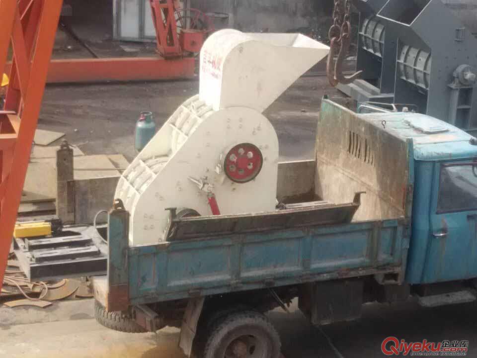 供應(yīng)800×800型雙級頁巖粉碎機（制磚使用，一小時50噸）原始圖片3