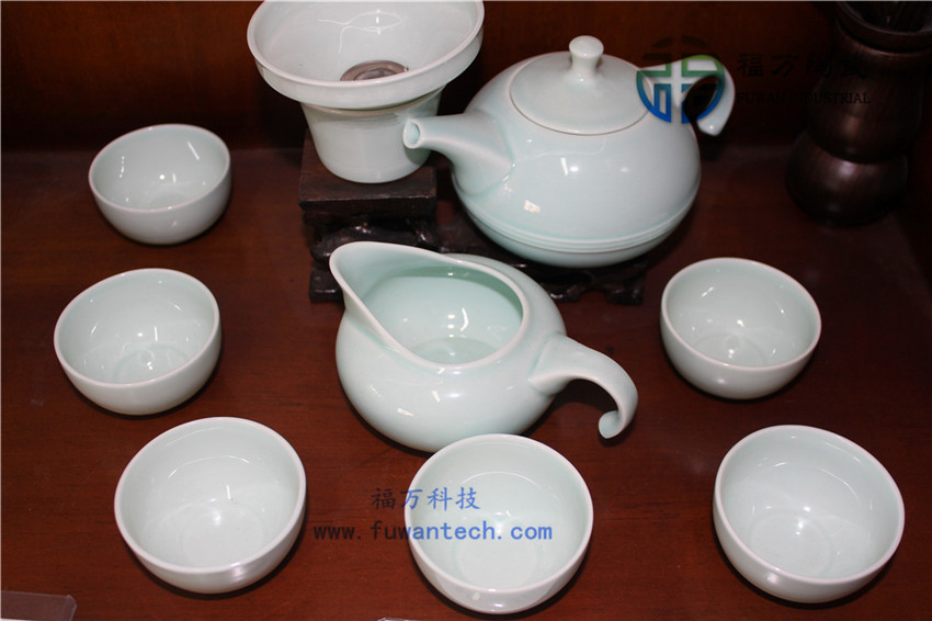    廠家低價(jià)出售骨瓷茶具/負(fù)離子陶瓷茶具/活瓷茶具