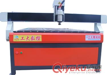 工藝品雕刻機(jī)廣告模具雕刻機(jī)