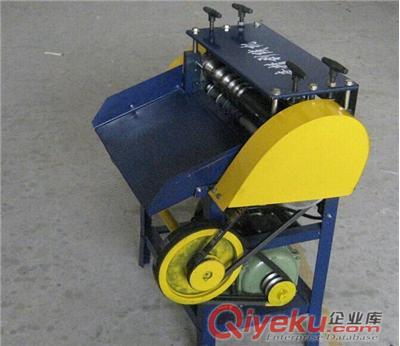 廢舊電纜剝線機(jī),電纜剝線機(jī),剝線機(jī),廢舊電纜剝皮機(jī)