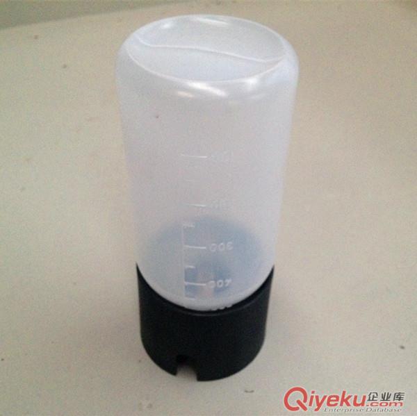 【廠家直銷】擠奶機(jī)配件，160cc集乳器，塑料底座
