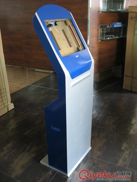防污防潑濺IP65工廠車間操作臺(tái)定制超大22寸顯示嵌入式工業(yè)觸摸一體機(jī)原始圖片2
