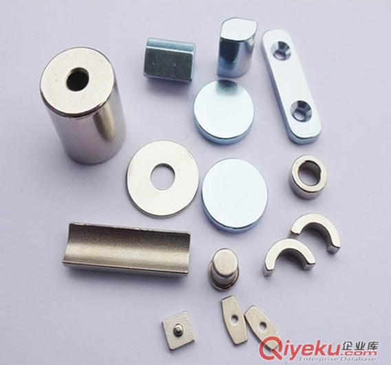  佛山強(qiáng)力磁鐵，汕尾釹鐵硼磁鐵，清遠(yuǎn)有機(jī)玻璃磁鐵，潮州有機(jī)玻璃磁鐵，潮汕亞克力磁鐵原始圖片3