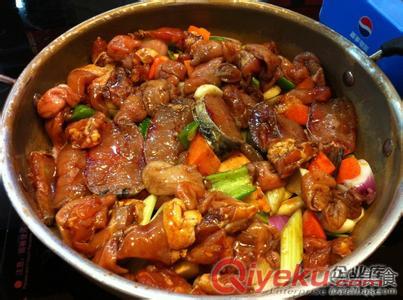 一品黃記煌三汁燜鍋招商加盟總部