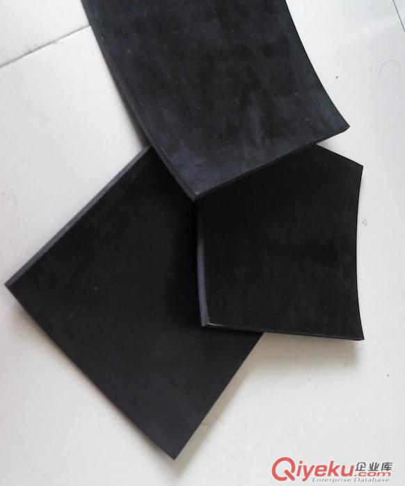 結(jié)實(shí)耐用8mm絕緣橡膠板阻燃絕緣橡膠板品質(zhì)認(rèn)證