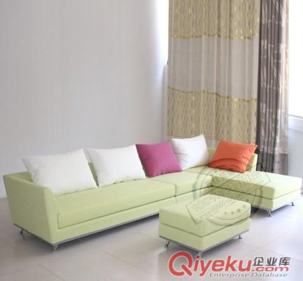 供應(yīng)現(xiàn)代客廳布藝沙發(fā)