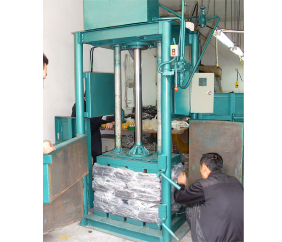成都邊角料液壓壓包機(jī),四川單缸液壓打包機(jī)