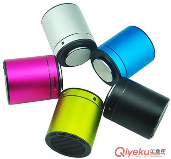 深圳廠家批發(fā) 鏡頭藍(lán)牙音箱 360度旋轉(zhuǎn)調(diào)音量 收音插卡免提通話