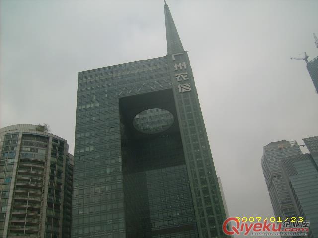 租吊籃，選廣州鼎申吊籃租賃，專業吊籃出租讓您省心又放心
